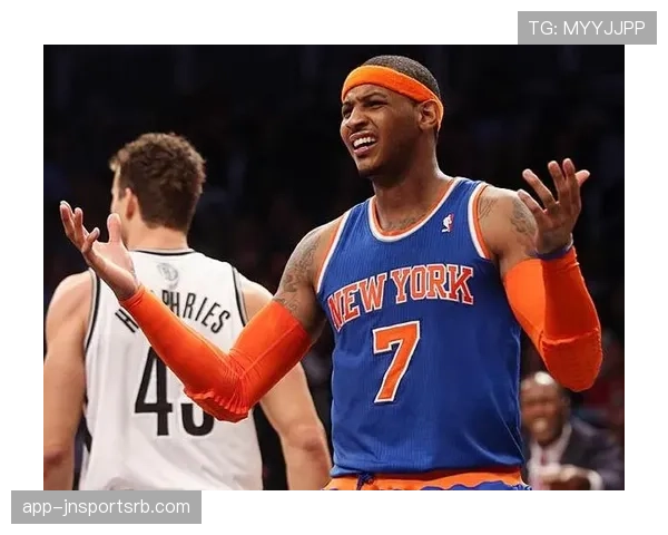 背后犯规判罚标准解析：何时算犯规何时可容忍？