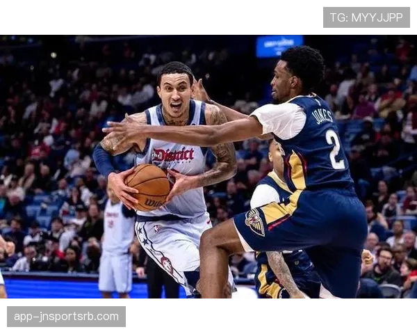 库兹马较上季以无球跑位拉开空间提升三分效率