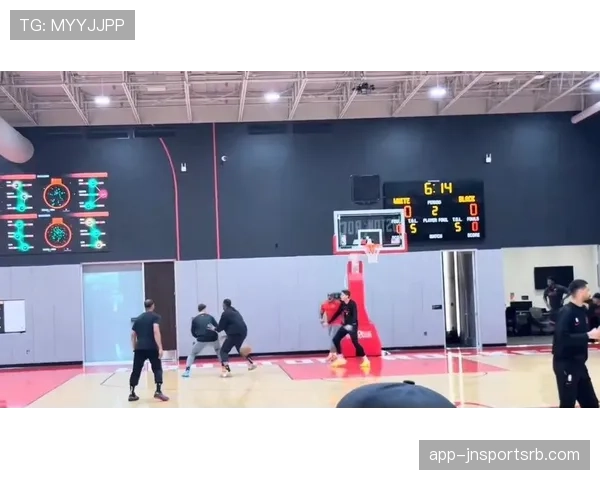 申京篮下强攻效率高出萨博尼斯，内线单打成球队关键得分点