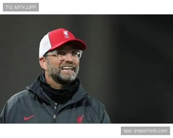 克洛普如何通过收紧高位逼抢压制对手后防线？